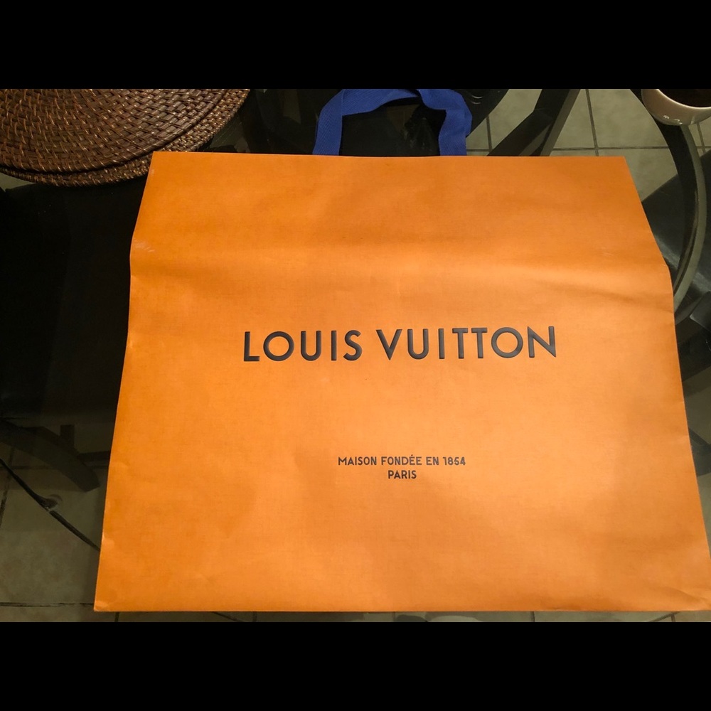 Original Louis Vuitton shopping bag